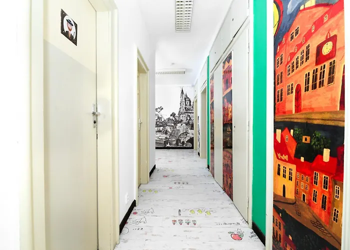 Hostel Benedikt City Center *